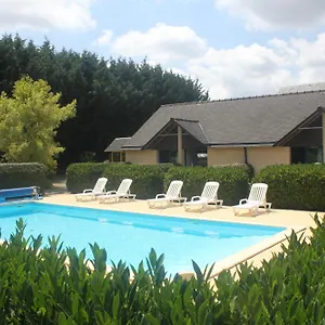 Hotel Les Dineux Village, Tremeur