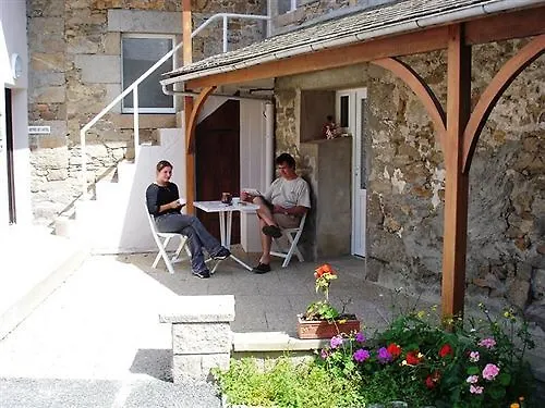 Hotel Du Cheval Blanc Saint-Pol-de-Leon 2*,