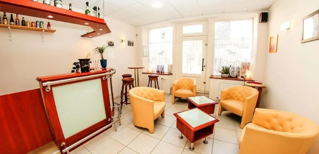 **  Hotel Du Cheval Blanc Saint-Pol-de-Leon France